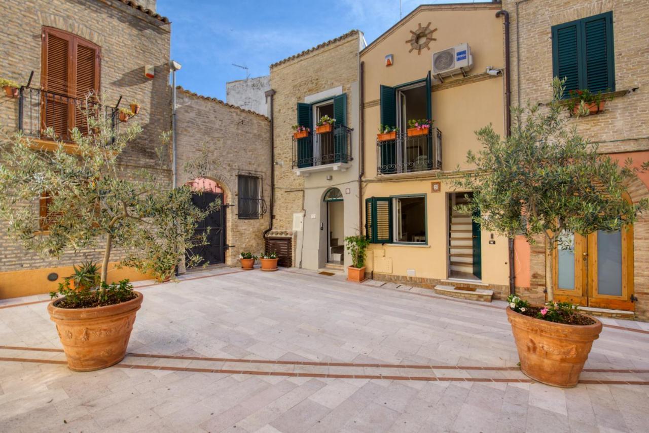 Bed and Breakfast Residenza Amblingh Vasto Esterno foto