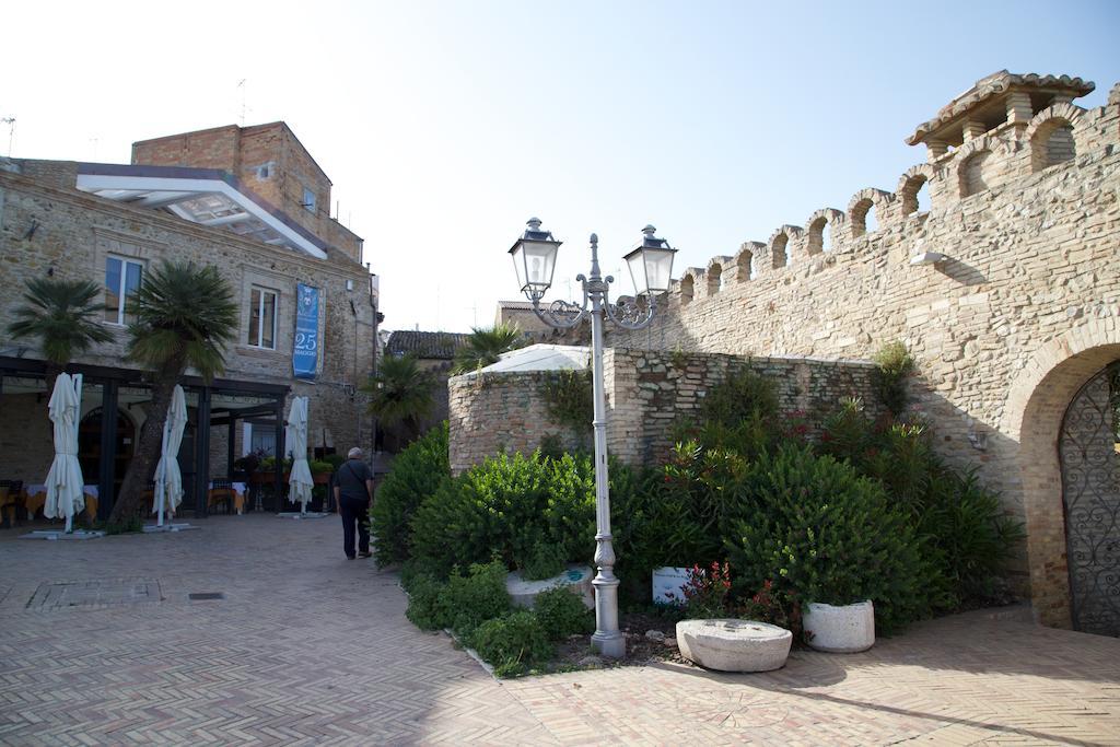 Bed and Breakfast Residenza Amblingh Vasto Esterno foto
